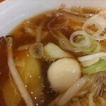 麺房 たなか屋 - 餡の表面がキラキラ！