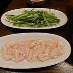 白木屋 - 追加もつ にら