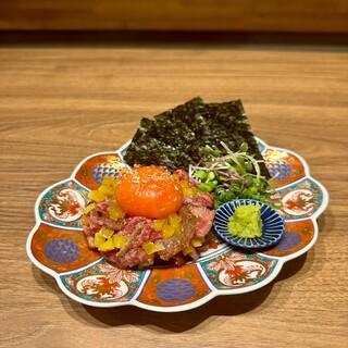 Popular meat sashimi ♥ 5 kinds of extreme yukhoe are recommended!!