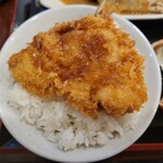 ダンkitchen しんまち食堂 - アジフライオンザライス