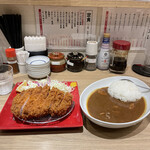 とんかつ檍のカレー屋 いっぺこっぺ - 