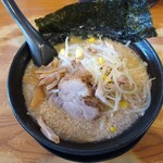 川出拉麺店 - 