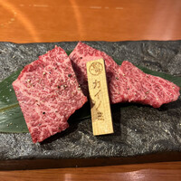 飛騨牛一頭家 馬喰一代 岐阜神田 - 本日の厳選部位