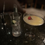 メインバー「キャプテンズバー」 - 