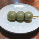 ひで吉屋草餅 - 草だんご