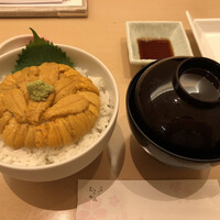 函館うに むらかみ 日本生命札幌ビル店 - ウニ丼