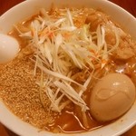 味噌麺 高樋兄弟 - 「辛味噌味玉らー麺」（900円）です