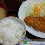 まんぷくキッチン - とんかつ定食380円