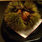 分とく山 - 飾りの栗