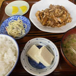 ひろちゃん - 昼定食(とり焼肉)＝600円