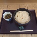 宮武讃岐うどん - ざるうどん(並)_300円　配膳時の画像