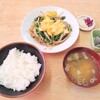 みかさ食堂 - 肉ニラ玉子イタメ定食 820円