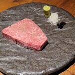 和牛とタン 焼肉 とみ - 熊本県産シャトーブリアン