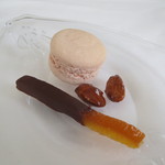 アーリア ディ タクボ - 小菓子
      