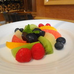 2013年7月　1段目のフルーツ