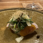 Obase - 冷たい前菜（ブリ？、大根、カラスミ）