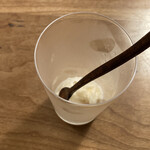 Obase - お口直しのシャーベット　酸っぱい！