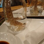 Shrimp and beer La maschera - 車エビ踊り食い