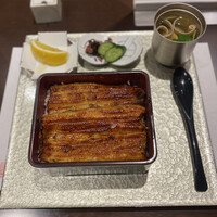 割烹蒲焼 横浜八十八 NEWoMan横浜店 - 