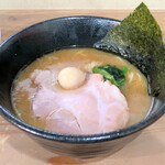 横浜鶏系ラーメン ぷく福 - 