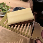 チーズ専門店 ラ・マリニエール - すりおろそうと思いましたが、うまくすりおろせません