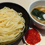 アンダーグラウンド ラーメン 頑者 - 