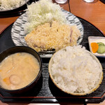 揚げもの処 かつひろ - ロースかつ定食（120g）…1590円