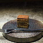 NH - P125ショコラを使ったオペラ