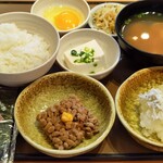 やよい軒 - しらすおろし朝食＋貝汁変更＋納豆