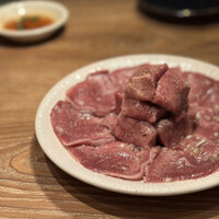 炭火焼肉ホルモン うしごろ 中目黒店 - 