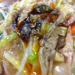 進来軒 - 具、胡椒、ラー油アップ