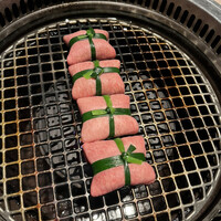 うし松 - 縛りタンを焼きます