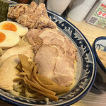 秋葉原つけ麺 油そば 楽 - 