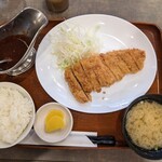 ごはんもおいしい喫茶店 ロン - とんかつ定食 840円