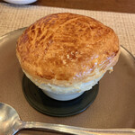 SIZZLE - 鶏のパイ包み焼