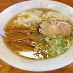 Taikou - ラーメン　ワンタン