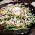 Kyuushuu Jidori Koshitsu Gensenshu Tori Maka Mpai - 温泉玉子と蒸し鶏のシーザーサラダ