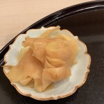 鮨 もりなり - ガリ