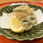 三友居 - 山菜と白魚の天ぷら