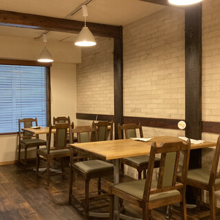 Restaurant & Cafe EUR_2