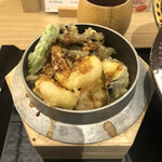 Godaime Hanayama Udon - 海老天ぷらの小釜めし