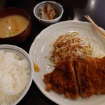 とんかつ 燕楽 - 