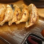 博多豚骨ラーメン 一純屋 - 餃子