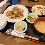 大阪産料理 空 - チキンステーキの和風ソース