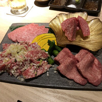 黒毛和牛焼肉 薩摩 牛の蔵 麻布十番店 - 