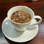 キッチン ブルー グローブ - ミルクを入れます