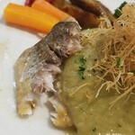 キッチン ブルー グローブ - 真鯛ムニエルは、こんな感じ