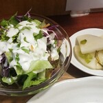 キッチン ブルー グローブ - サラダ、お新香のアップ
