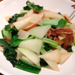 富錦樹台菜香檳 - 季節野菜とりんごの炒め