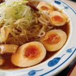 ラーメン 横浜龍麺 - 味玉